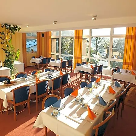 Altes Doktorhaus - Garni Otel Brilon