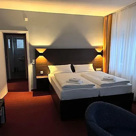 Otel Altes Doktorhaus - Garni Brilon